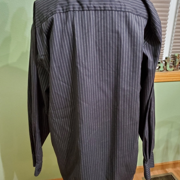 2 statement long sleeve button down mens size 34/35. - Picture 9 of 10